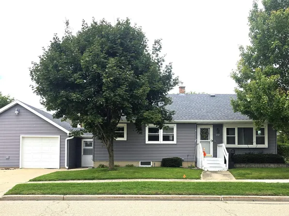 642 S Madison St, Waupun, WI 53963