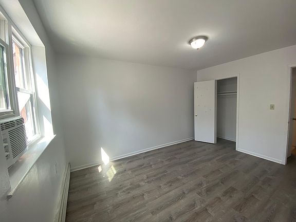 5th image of 741 Hollywood Ave Floor 1