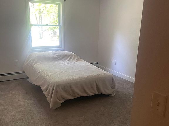 2nd image of 37 Alice Dr APT 22