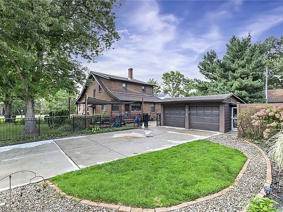 4th image of 5733 Brecksville Rd