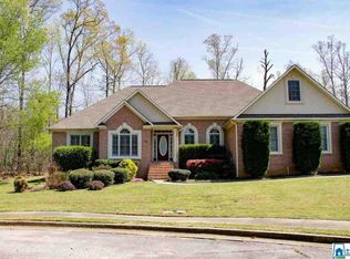 586 Laura Ln NE, Jacksonville, AL 36265