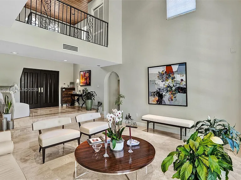 1534 Palancia Ave — Photo 21