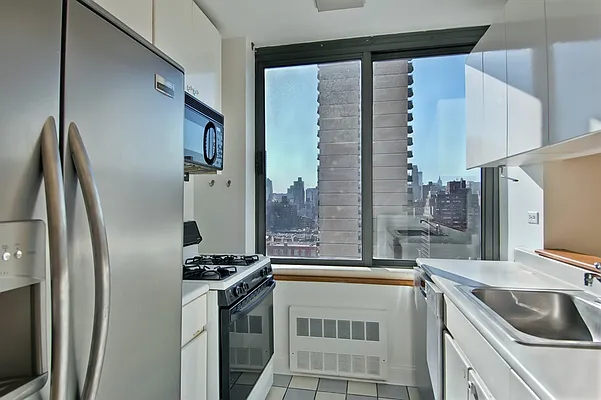 Rented by Corcoran | media 26