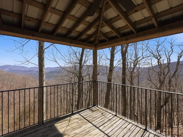 2047 Old Horse Mountain Rd, Covington, VA 24426
