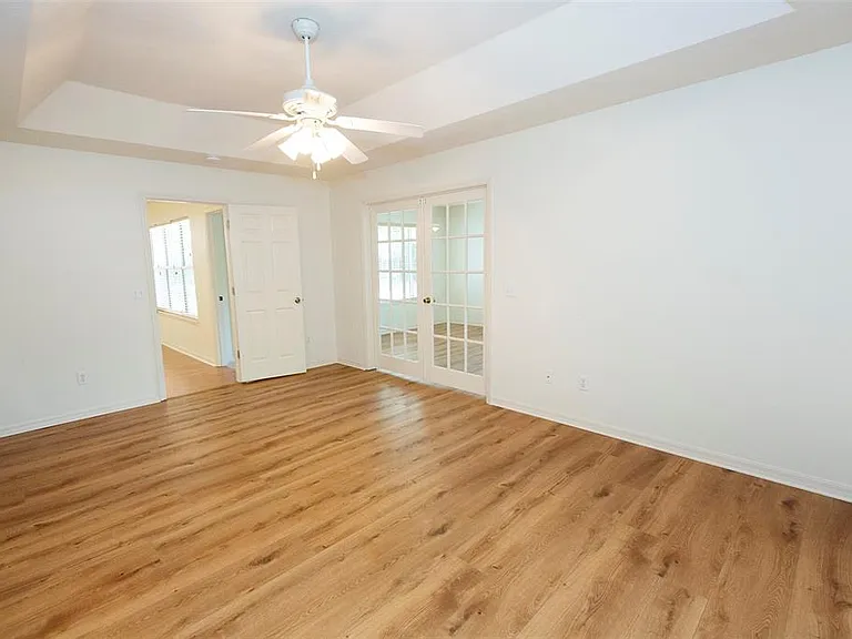 2340 NW 16th Ave — Photo 18