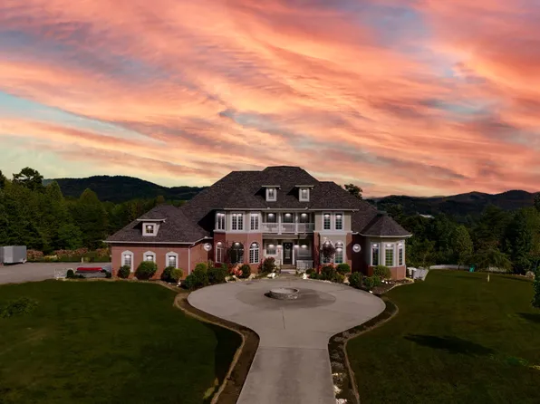 210 Reverend Bill Perkins Rd, Williamsburg, KY 40769