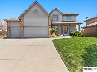 11209 Morgan Cir, Gretna, NE 68028