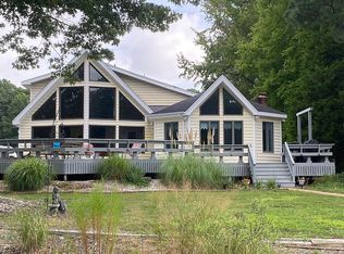 35 Bradfords Rd, Cobbs Creek, VA 23035