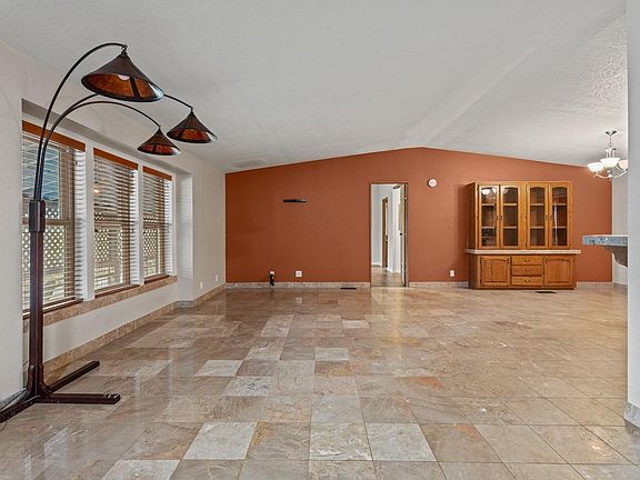 5th image of 2741 Coyote Lane