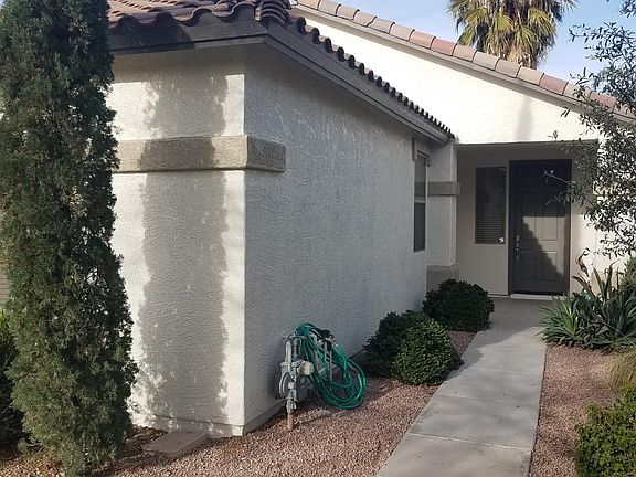 3rd image of 4312 E Torrey Pines Ln