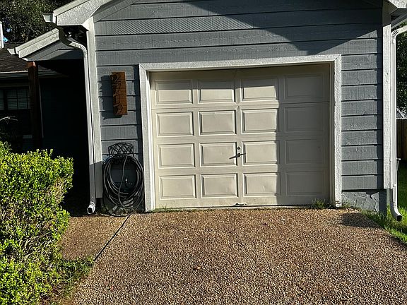 3rd image of 2719 Via Milano Ave
