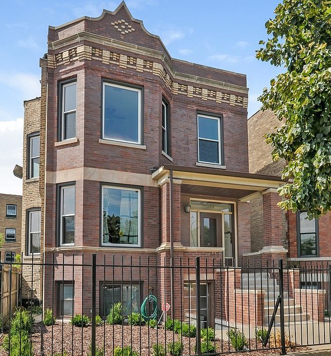 1st image of 1138 N Kedzie Ave