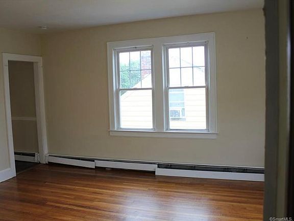 2nd image of 136 Martin Ter Floor 2