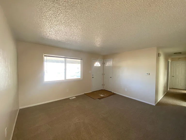 1177 Mount Werner Ter — Photo 6