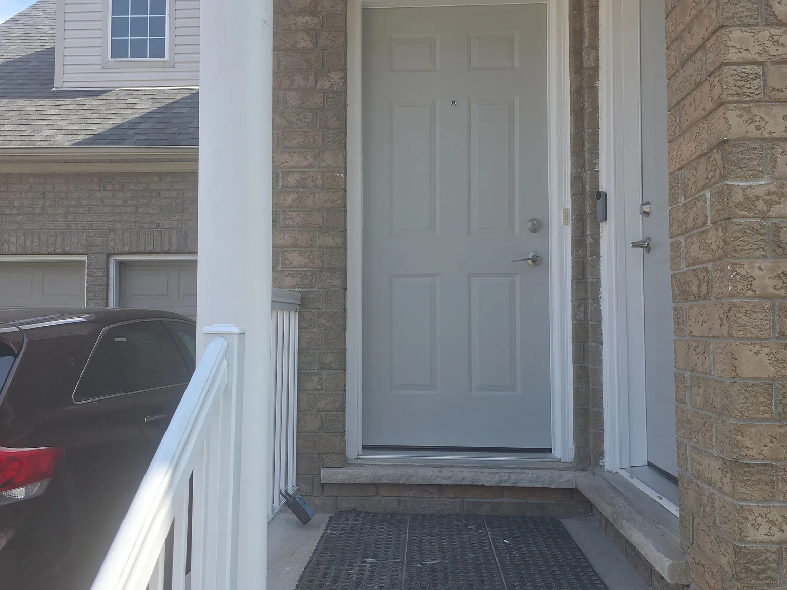 3 bed, $2,150 — Photo 2