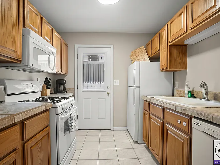 2214 S Granada Dr #C — Photo 9
