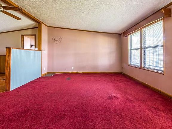 3rd image of 5135 Golden Gate Blvd
