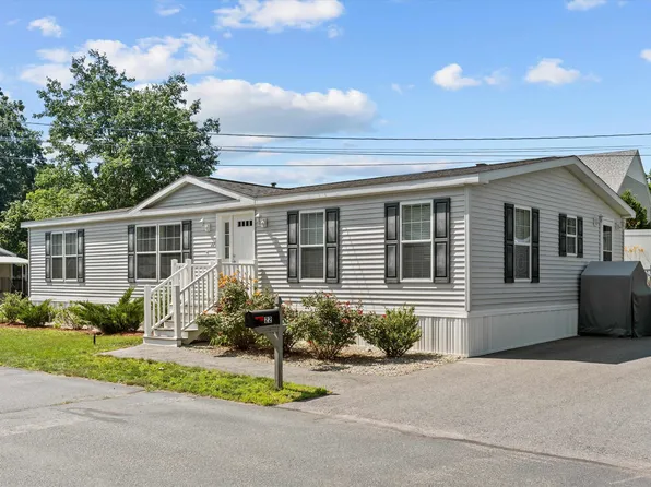 22 Trailerhome Drive, Salem, NH 03079