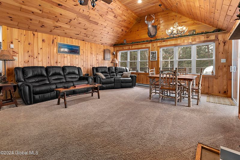 3rd image of 12 Birch Place
