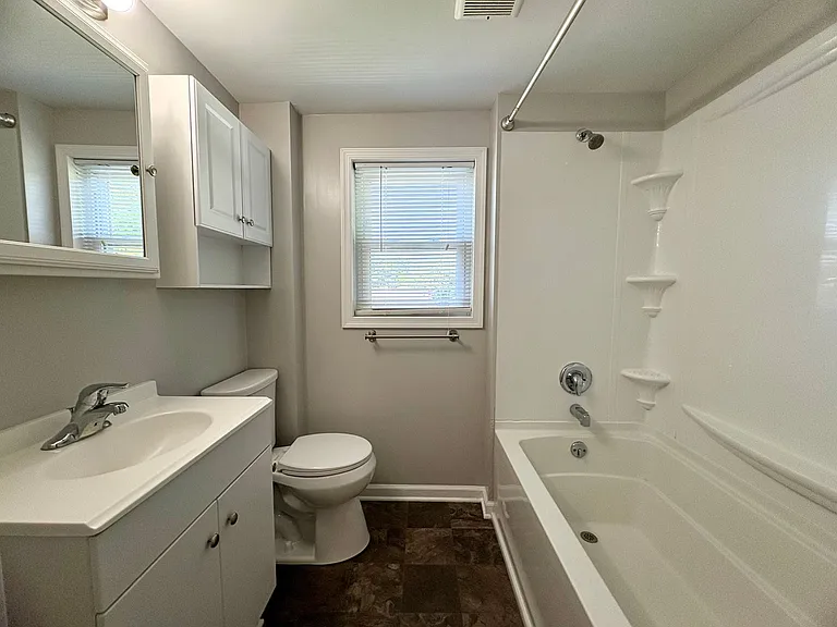 6550 Somerset St — Photo 29