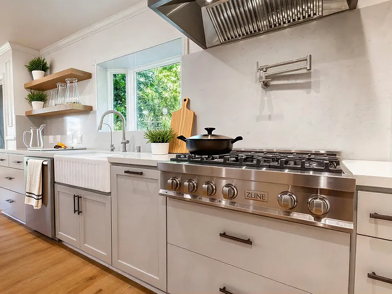 kitchen - digitally staged