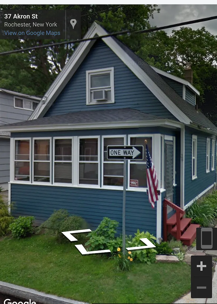 36 Akron St photo 1