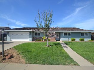 8925 Grovetree Way, Elk Grove, CA 95624
