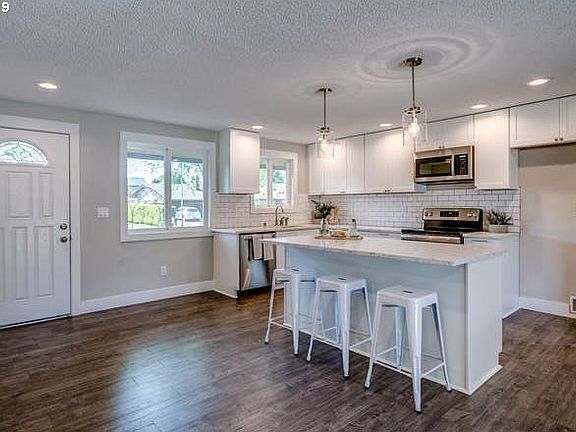 5th image of 9109 NW 20th Ave