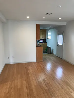 Rented by Reliance Realty Partners LLC  | media 45