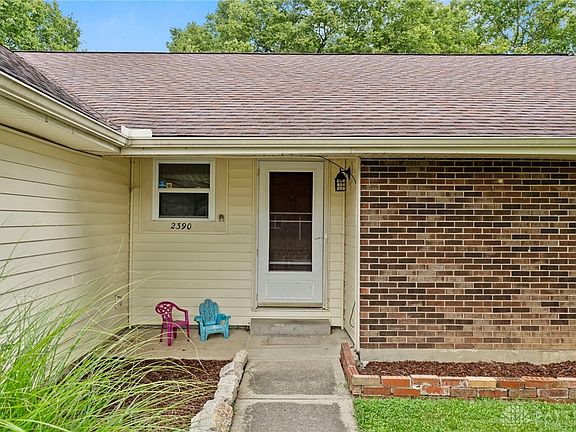 4th image of 2390 Mississippi Dr