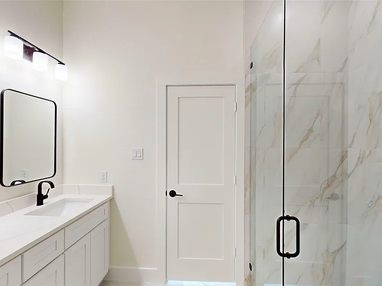 4416 Fatima Dr — Photo 15