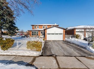 2555 Cynara Rd, Mississauga, ON L5B 2R5
