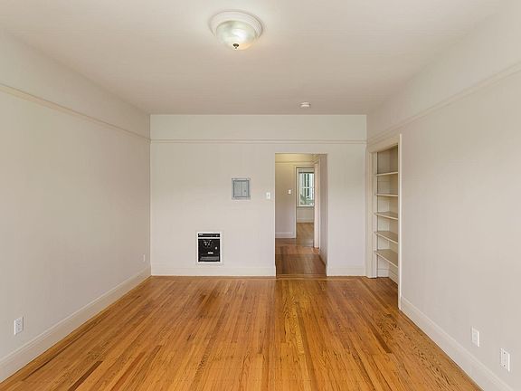 5th image of 801 28th Ave