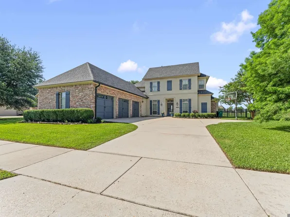 2340 Saint Andrews Ave, Zachary, LA 70791