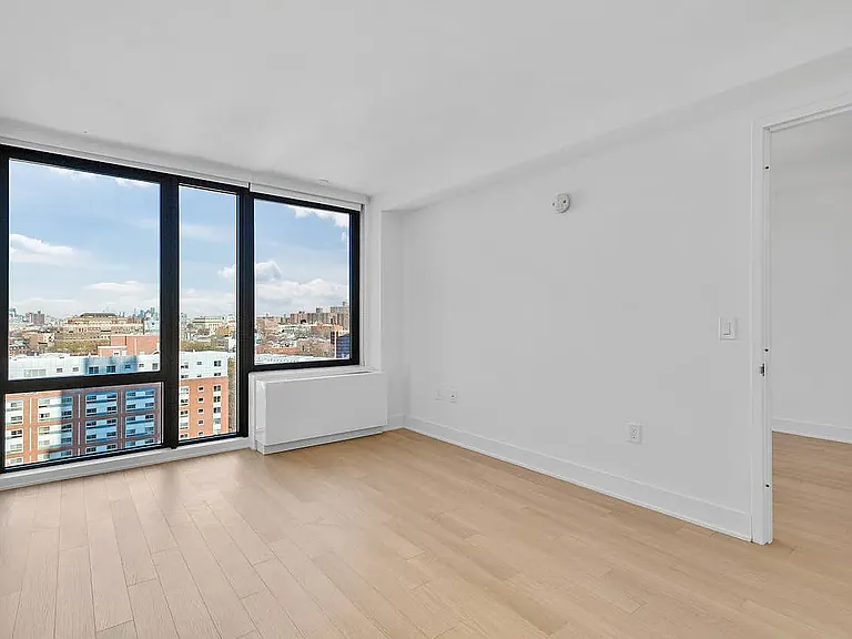 662 Pacific St #10D — Photo 2
