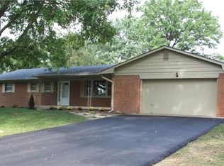 6136 Bluff Acres Dr, Greenwood, IN