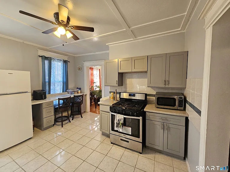 592 Laurel Ave #2 — Photo 19
