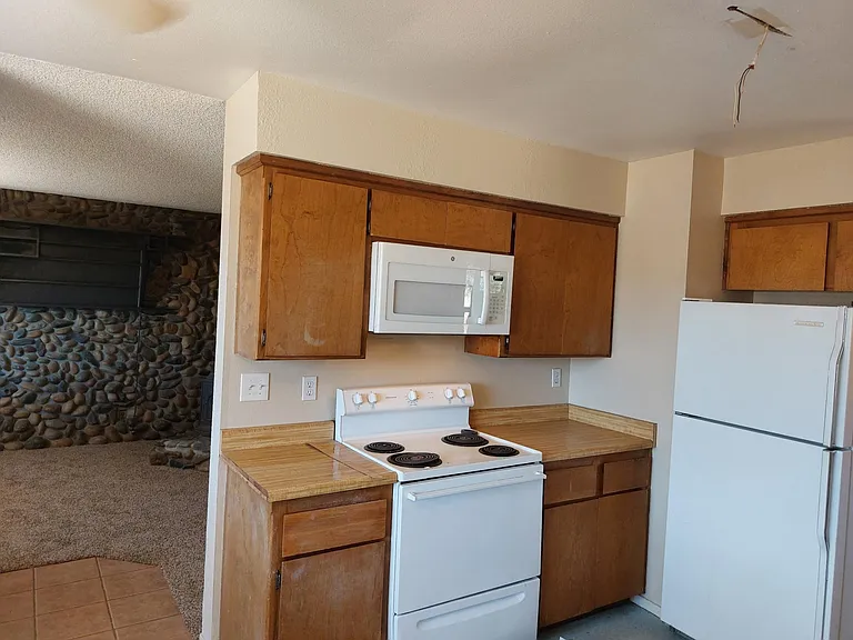 32234 Miller St — Photo 16