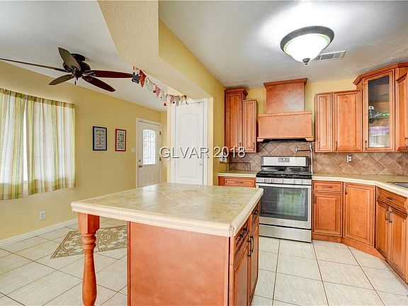 2nd image of 7120 Bramble Ct