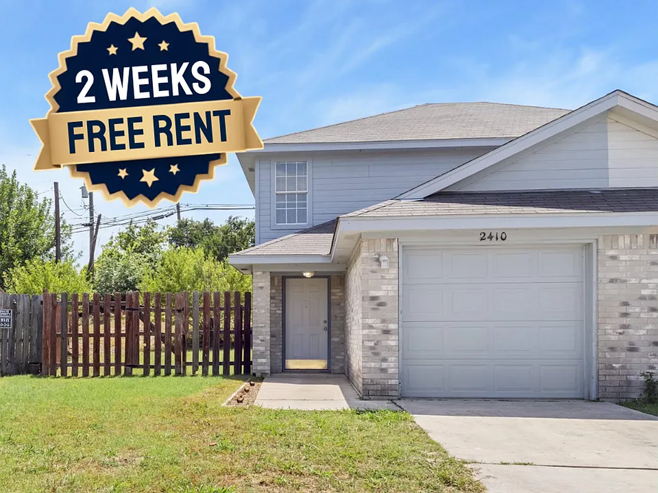 2410 Royal Crest Cir