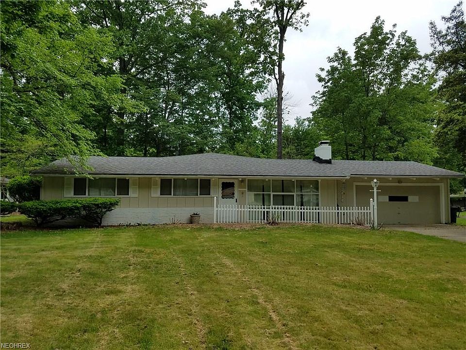 1st image of 2414 Elmwood Dr