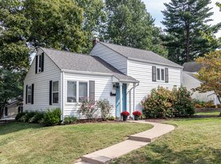 1140 N Harrison Ave, Saint Louis, MO 63122