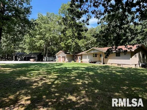 2674 Dr Springs Rd, Carterville, IL 62918