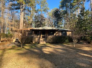 261 Woodlawn St, Batesburg, SC 29006