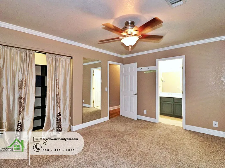 1947 Mary Lake Dr — Photo 16
