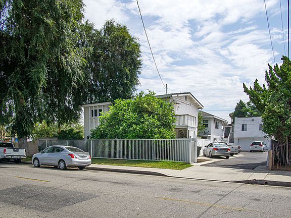 3rd image of 2702 Potrero Ave