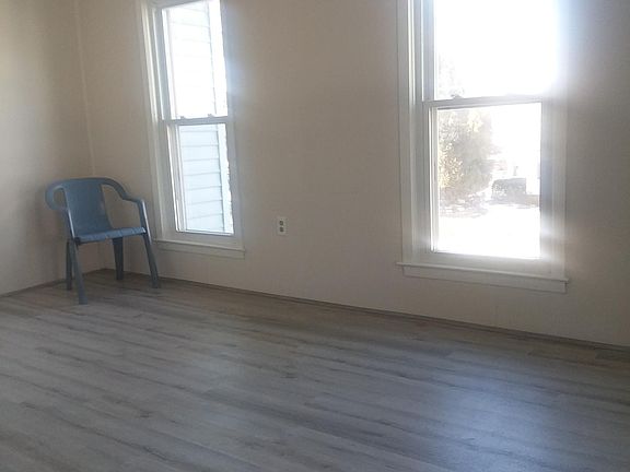 5th image of 452 Chenango St APT 5