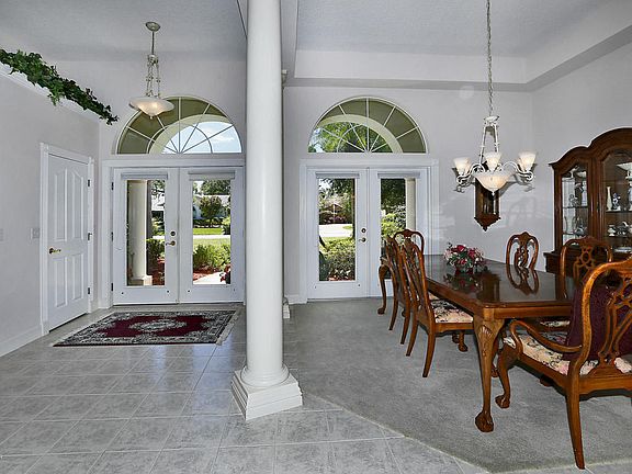 2nd image of 47 Winding Creek Way
