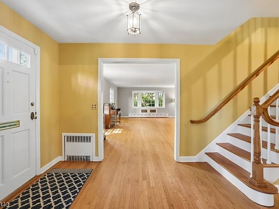4th image of 260 Fairmount Ave