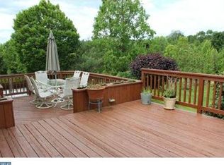 55 Remington Cir, West Windsor, NJ 08550